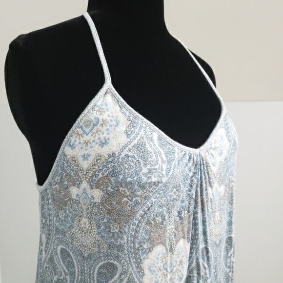 Ink & Ivy Blue Paisley and Floral T Back Plunge V Neckline Tank Top Blouse M - Picture 6 of 9